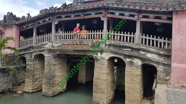 4 15423821949542049222472