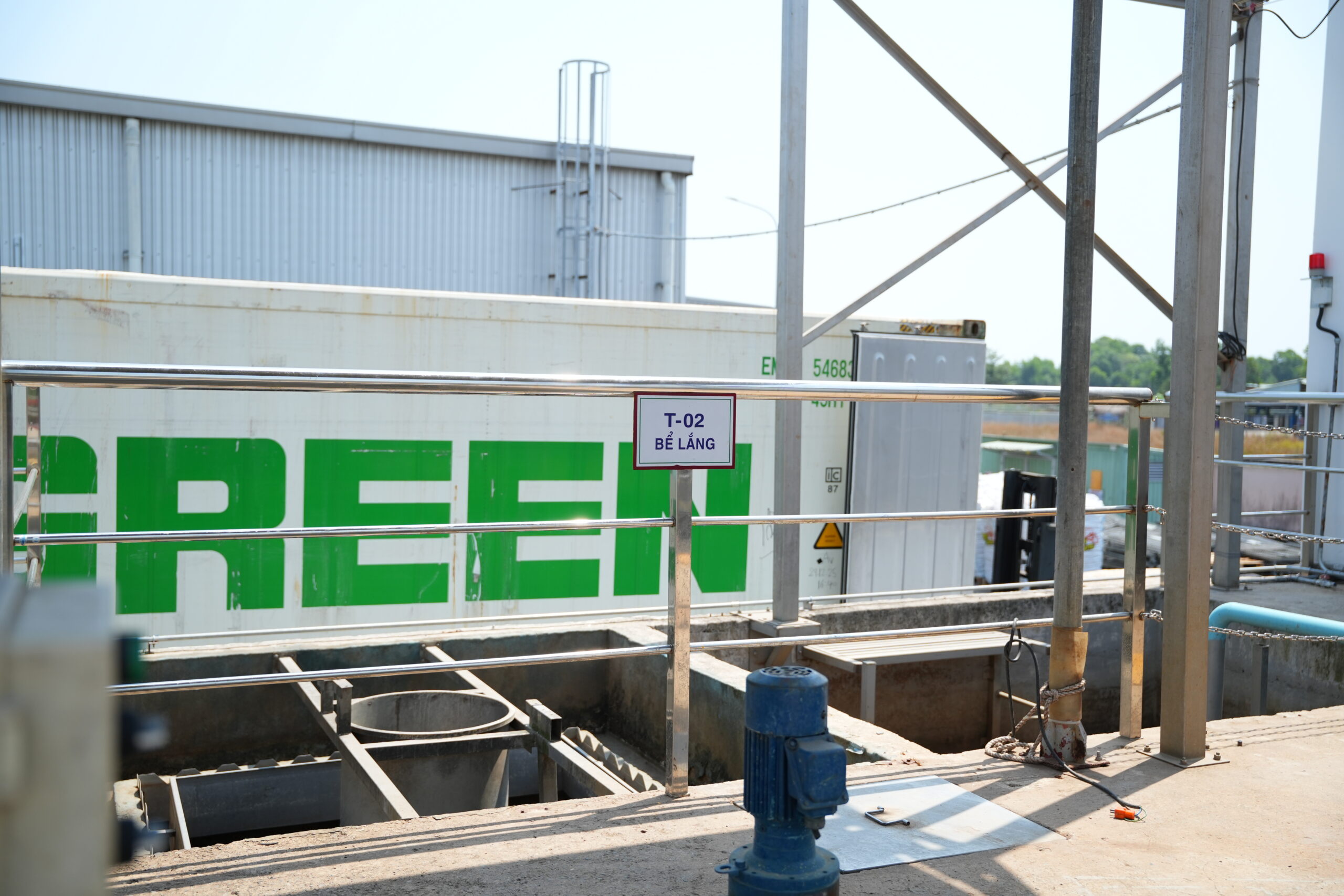 be-lang-trong-xu-ly-nuoc-thai