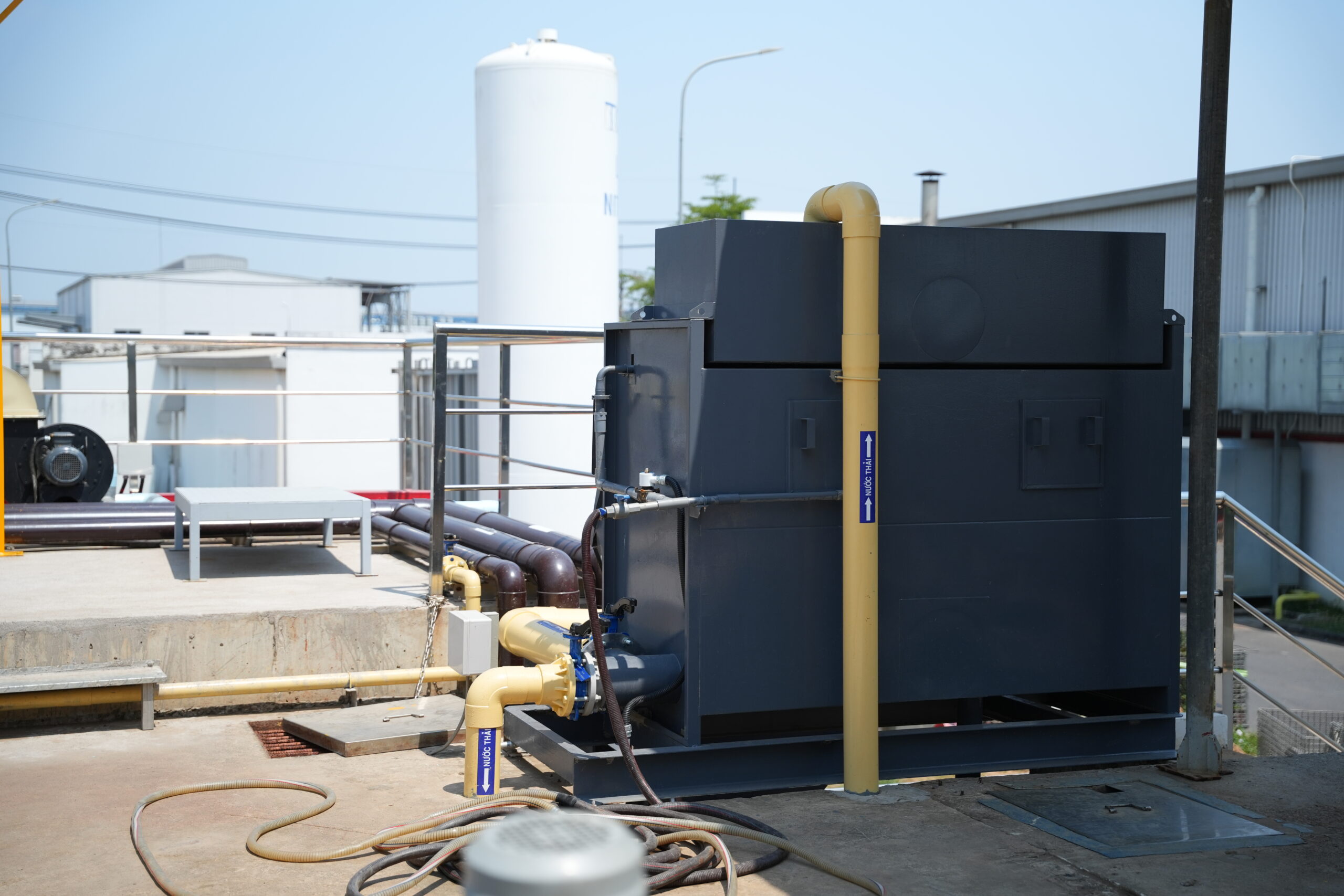 xu-ly-bun-tram-nuoc-thai